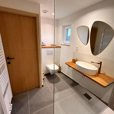 Apartment Urbain L'oneux